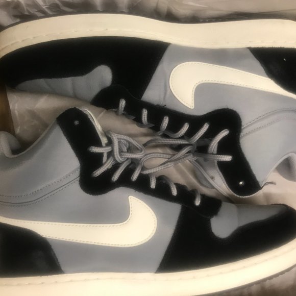 nike men's court borough mid basketball shoes